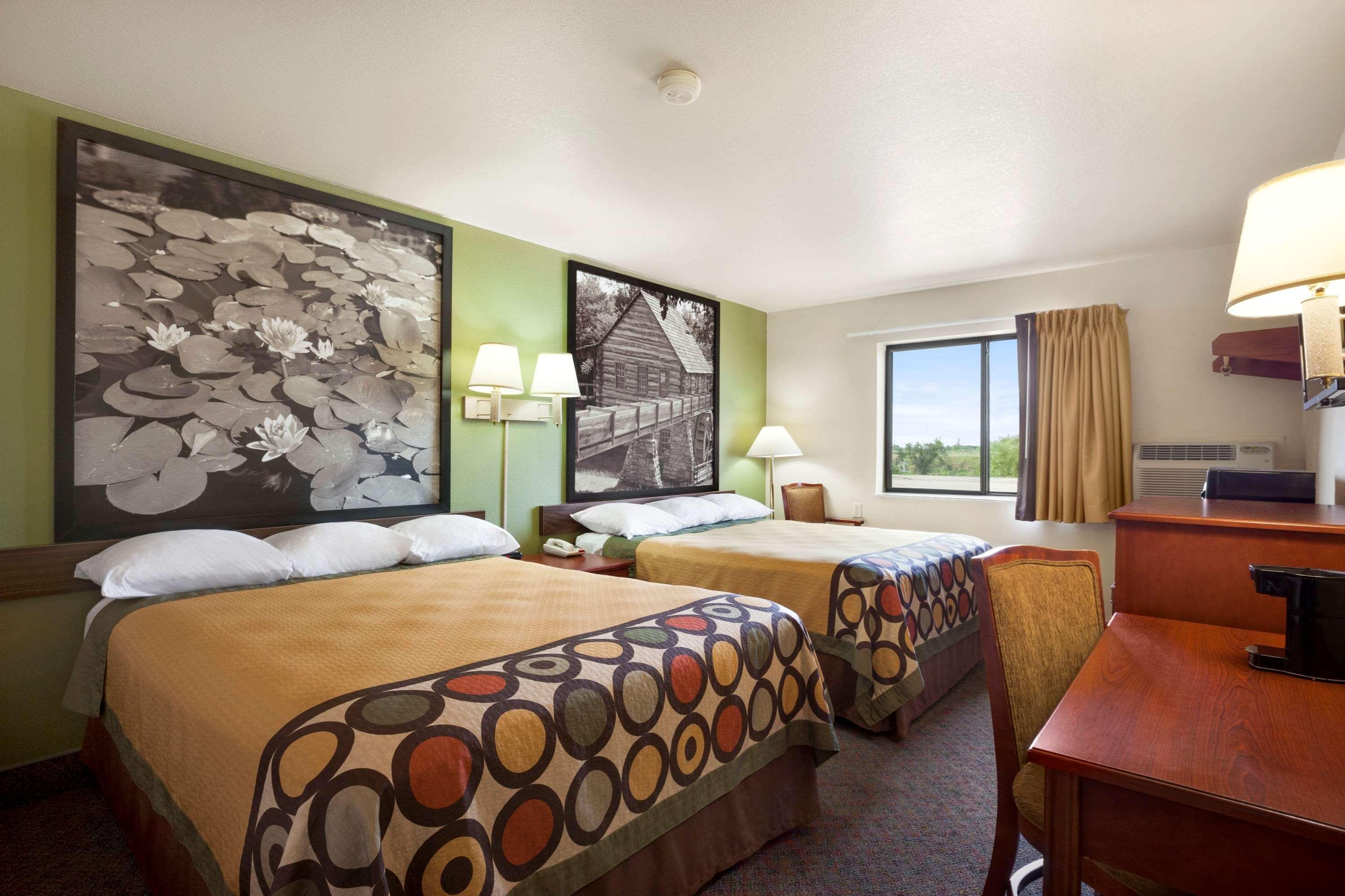 Super 8 By Wyndham Macon Motell Exteriör bild